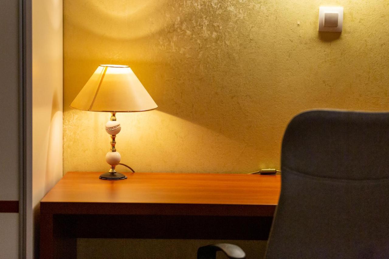 Studio Apartment Oleander สปลิท ภายนอก รูปภาพ