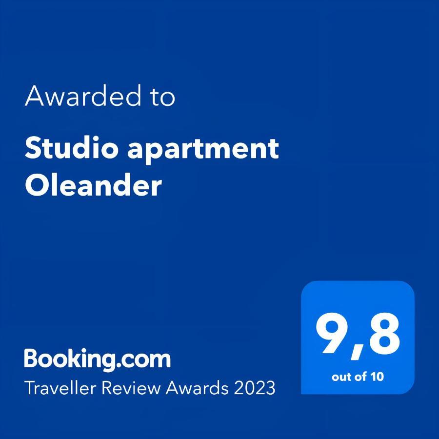 Studio Apartment Oleander สปลิท ภายนอก รูปภาพ